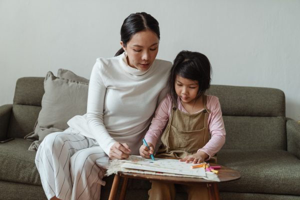 oppositional-defiant-disorder-child-parent Parent and child spending positive time together